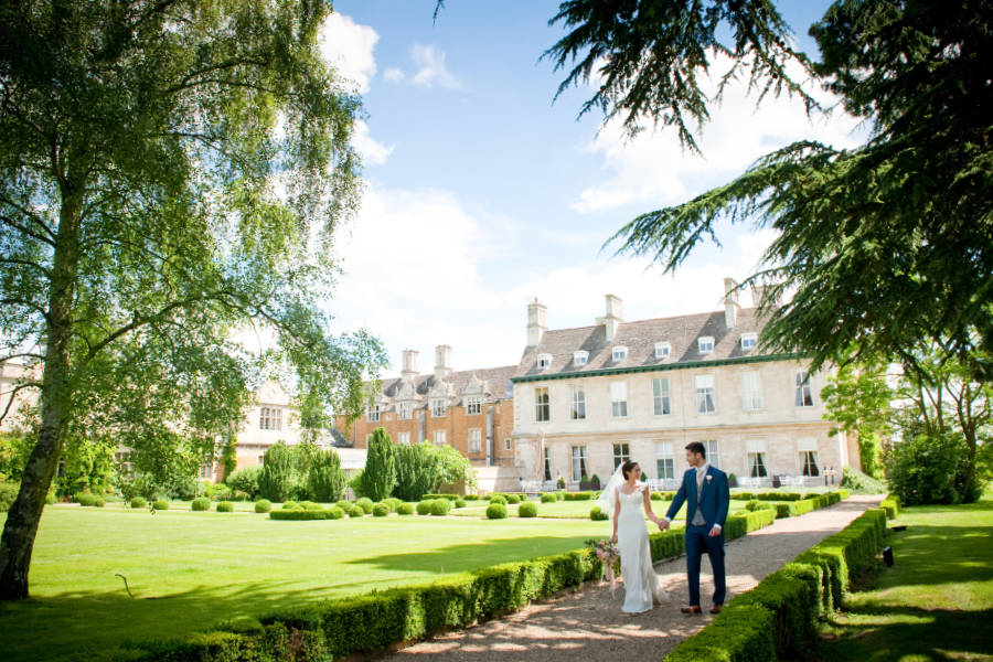 Bride and Groom in the Stapleford Park gardens